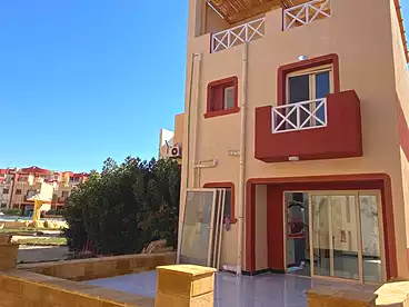 فلل للبيع في منتجع بيرلا - ستارز، منتجعات الساحل الشمالى، 350 متر