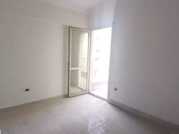عقارات للإيجار في السيوف، الاسكندرية، 100 متر