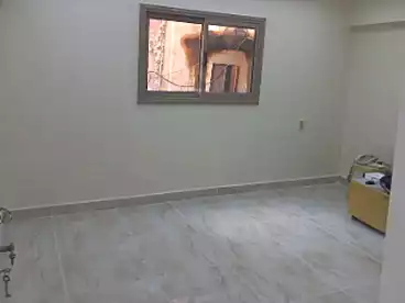 تجاري للبيع في شارع محرم بك، محرم بك، 100 متر