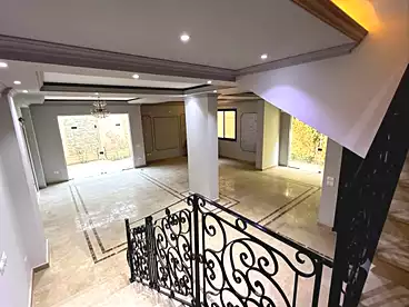 شقق للبيع في الحي السابع، العبور، 550 متر