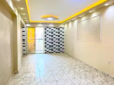 شقق للإيجار في شارع المجزر الالي، اللبيني، 150 متر