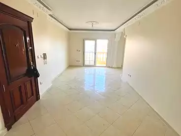 شقق للإيجار في شارع أبو قير - طريق الحرية، جليم، 170 متر