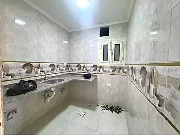 Apartments For sale in Street Number 30, El Mandara, 100 sqm