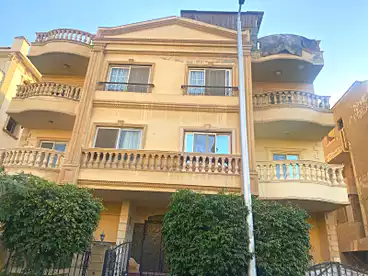عقارات للبيع في شارع اخناتون، الحي الخامس، 415 متر