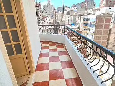 Apartments For sale in Mahmoud El-Isawy St., Miami, 135 sqm