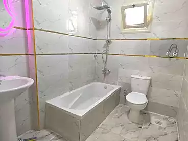 Apartments For sale in Gamal Abdel Nasser St., El Asafra, 100 sqm
