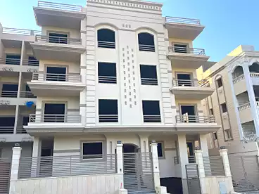 Apartments For sale in American University Housing District, New Cairo - 5th Settlement, 237 sqm