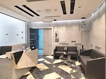 Administrative For rent in Northern 90th St., 90th Street, 190 sqm