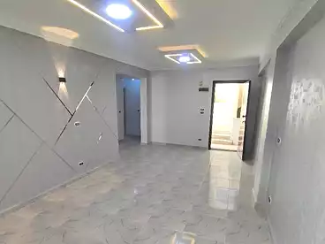 شقق للبيع في الفلكي، السيوف، 100 متر