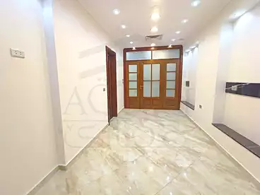 Corporate Branch For sale in Abou Quer St, Sporting, 100 sqm