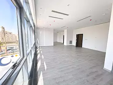 Administrative For rent in Southern 90th St., 90th Street, 160 sqm