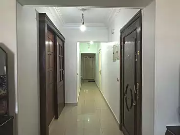في شارع سيد زكريا، شيراتون، 180 متر