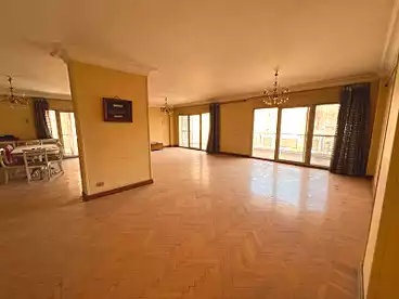 Administrative For rent in Shehab St, El Mohandeseen, 250 sqm