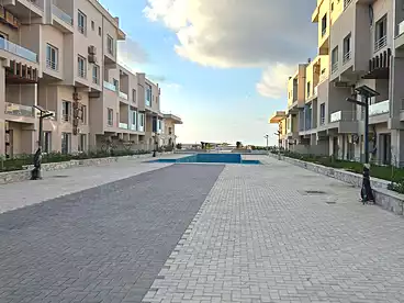 شاليه بحديقة للبيع في منتجع دايركشن وايت - ارابيلا، منتجعات الساحل الشمالى، 138 متر