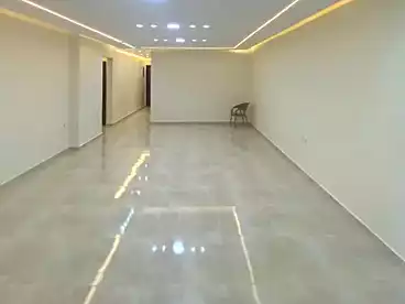 إداري للإيجار في مدكور، الهرم، 210 متر