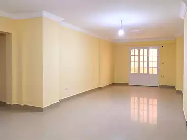 Administrative For rent in Ganaklis, Alexandria, 170 sqm