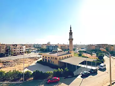 عقارات للبيع في المجاوره الرابعه، الحي الثامن، 180 متر