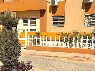 شقة بحديقة للإيجار في كمبوند دجله جاردنز - معمار المرشدي، كمبوندات في حدائق أكتوبر، 80 متر