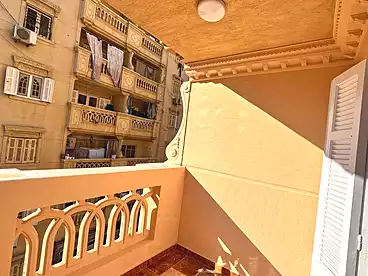 عقارات للبيع في شارع محمود العيسوي، سيدي بشر بحري، 150 متر