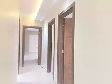 عقارات للإيجار في شارع المشير أحمد اسماعيل، شيراتون، 1000 متر