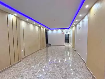 شقق للإيجار في شارع المجزر الالي، اللبيني، 200 متر
