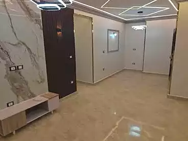 شقق للبيع في شارع أحمد عصمت، عين شمس، 140 متر