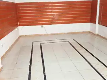 تجاري للبيع في شارع إبراهيم العطار، زيزينيا، 30 متر