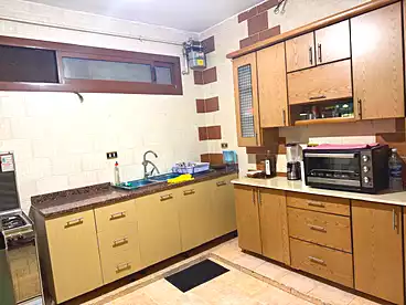 عقارات للبيع في شارع محمد صبري ابو علم، النرجس عمارات، 250 متر