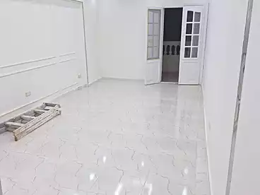 شقق للبيع في شارع جمال عبد الناصر، المندرة، 120 متر
