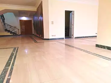 Administrative For rent in Makram Ebeid St., Nasr City, 250 sqm