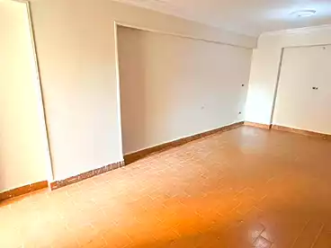 Apartments For sale in Ganaklis, Alexandria, 165 sqm