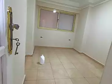 Apartments For sale in Gamal Abd El Nasir St, Sidi Beshr Bahri, 130 sqm