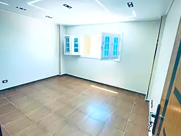 Roof For sale in Street 16 El Eslah, El Falki, 140 sqm