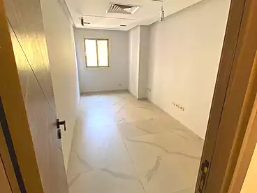 Administrative For sale in Gameat El Dewal El Arbabeya St, El Mohandeseen, 336 sqm