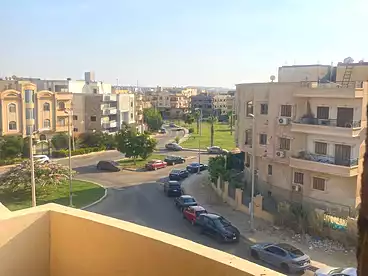Apartments For sale in Street 100, Tenth Neighborhood, 225 sqm