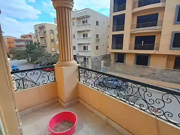 عقارات للبيع في الحي السادس عشر، الشيخ زايد، 360 متر