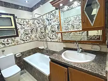عقارات للبيع في شارع الرياض، البيطاش، 170 متر