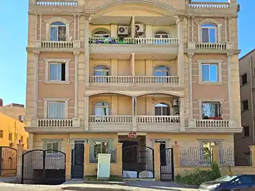 Apartments For sale in Neighbourhood 3, Third Zone - Hay El Ashgar, 200 sqm