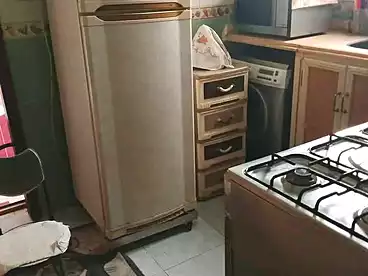 شقق للبيع في شارع مسجد الصالحين، البيطاش، 100 متر