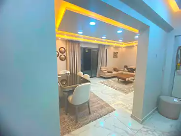 شقق للإيجار في ذا بلاتوه - كمبوند ديستريكت 5، كمبوند ديستريكت 5 - مراكز، 160 متر