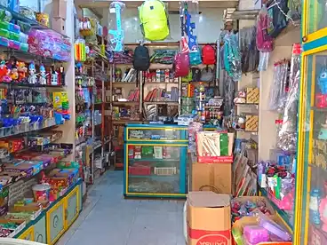 تجاري للبيع في شارع إبن عقيل، فيكتوريا، 25 متر