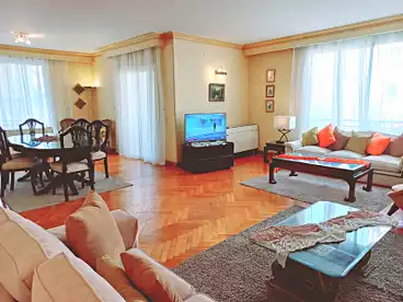 Furnished Apartment For rent in El Ahrar St., Dokki, 220 sqm