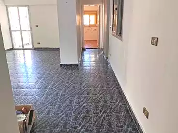 Apartments For rent in Gamal Abdel Nasser St., Victoria, 100 sqm