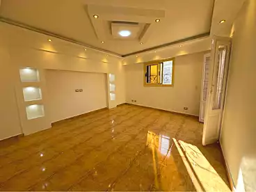شقق للبيع في شارع محمود العيسوي، سيدي بشر بحري، 170 متر