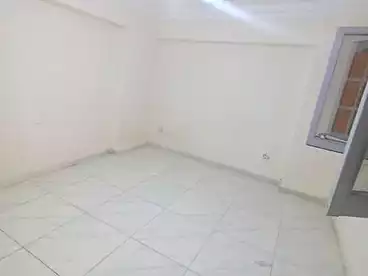 شقق للإيجار في شارع ثابت باشا، حلوان الشرقية، 195 متر