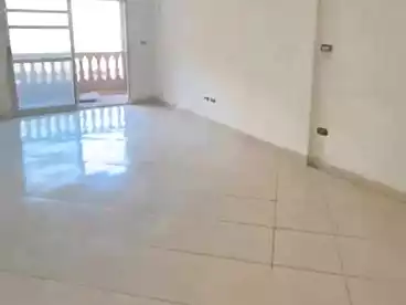 شقق للإيجار في شارع محرم بك، محرم بك، 120 متر