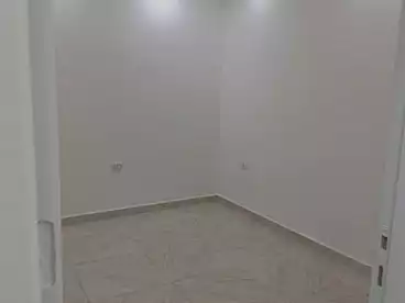 شقق للبيع في اللبيني، فيصل، 160 متر