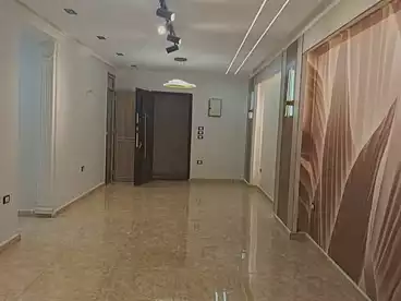 شقق للبيع في اللبيني، فيصل، 150 متر