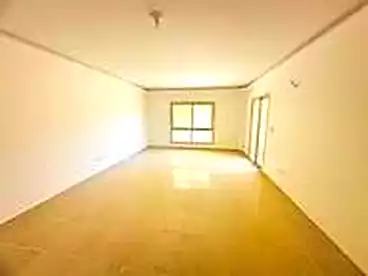 في شارع الجيش، المنصوره، 300 متر