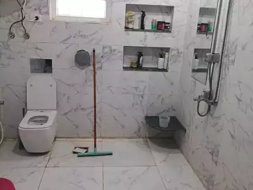 Apartment للبيع في الحي الثالث، العبور، 200 متر